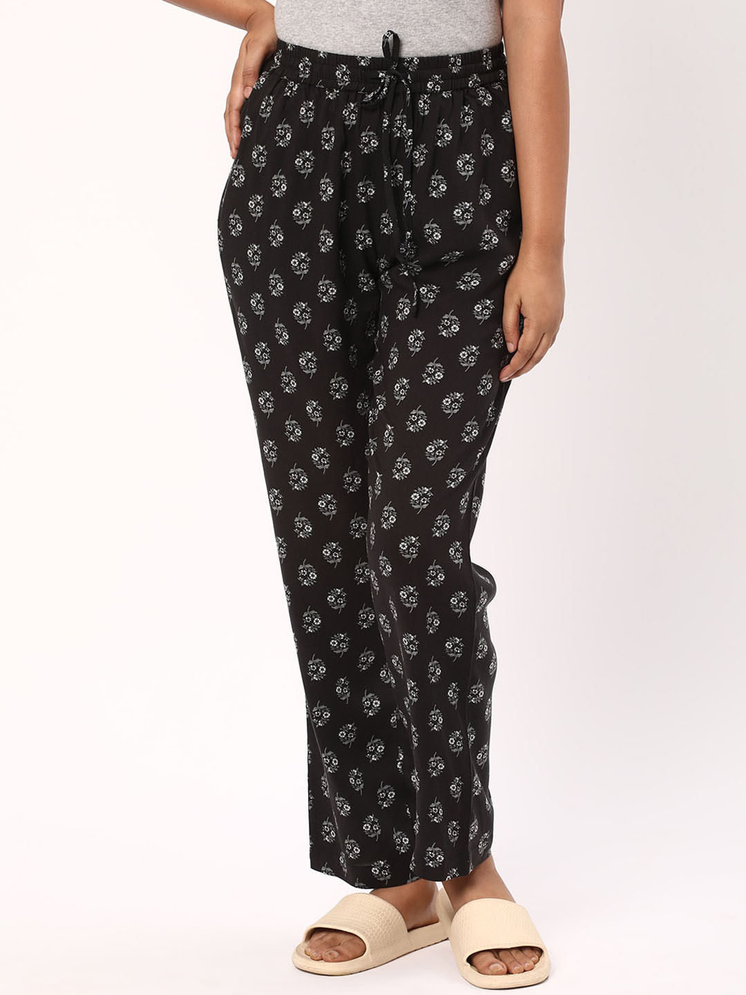 

R&B Floral Printed High-Rise Cotton Lounge Pants, Black