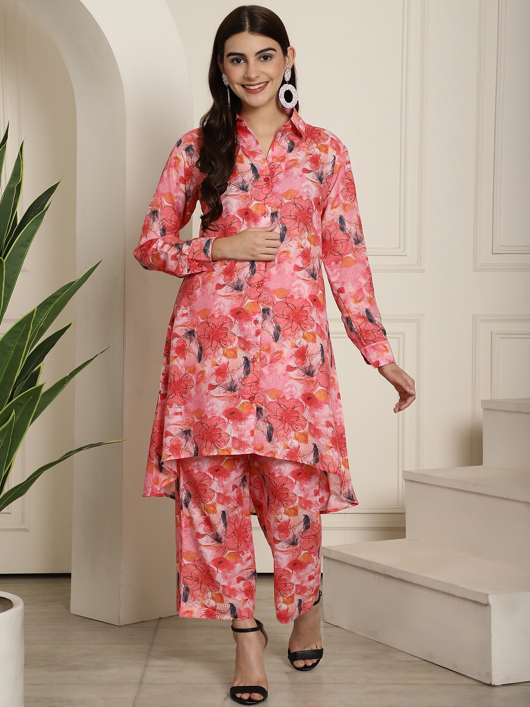 

KALINI Floral Printed Regular Kurta with Palazzos, Pink