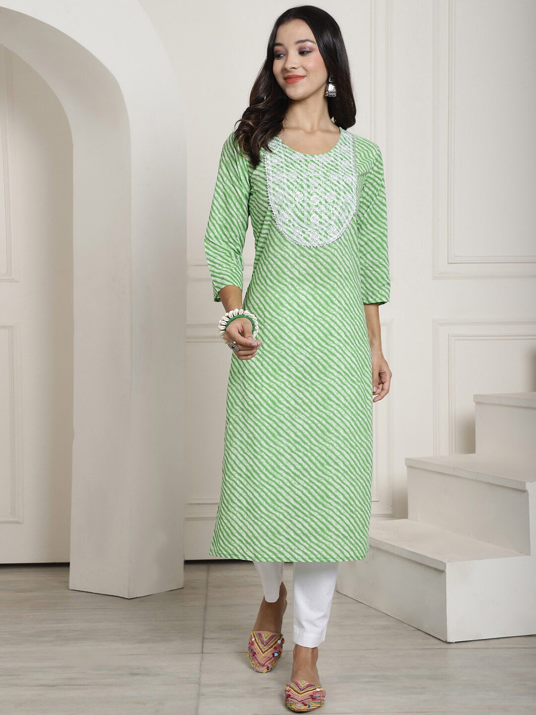 

KALINI Leheriya Printed Sequinned Pure Cotton Straight Kurta, Green