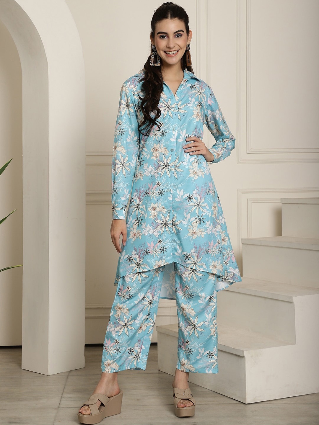 

KALINI Floral Printed Shirt Collar Cuffed sleeves A-Line Kurta with Trousers, Blue