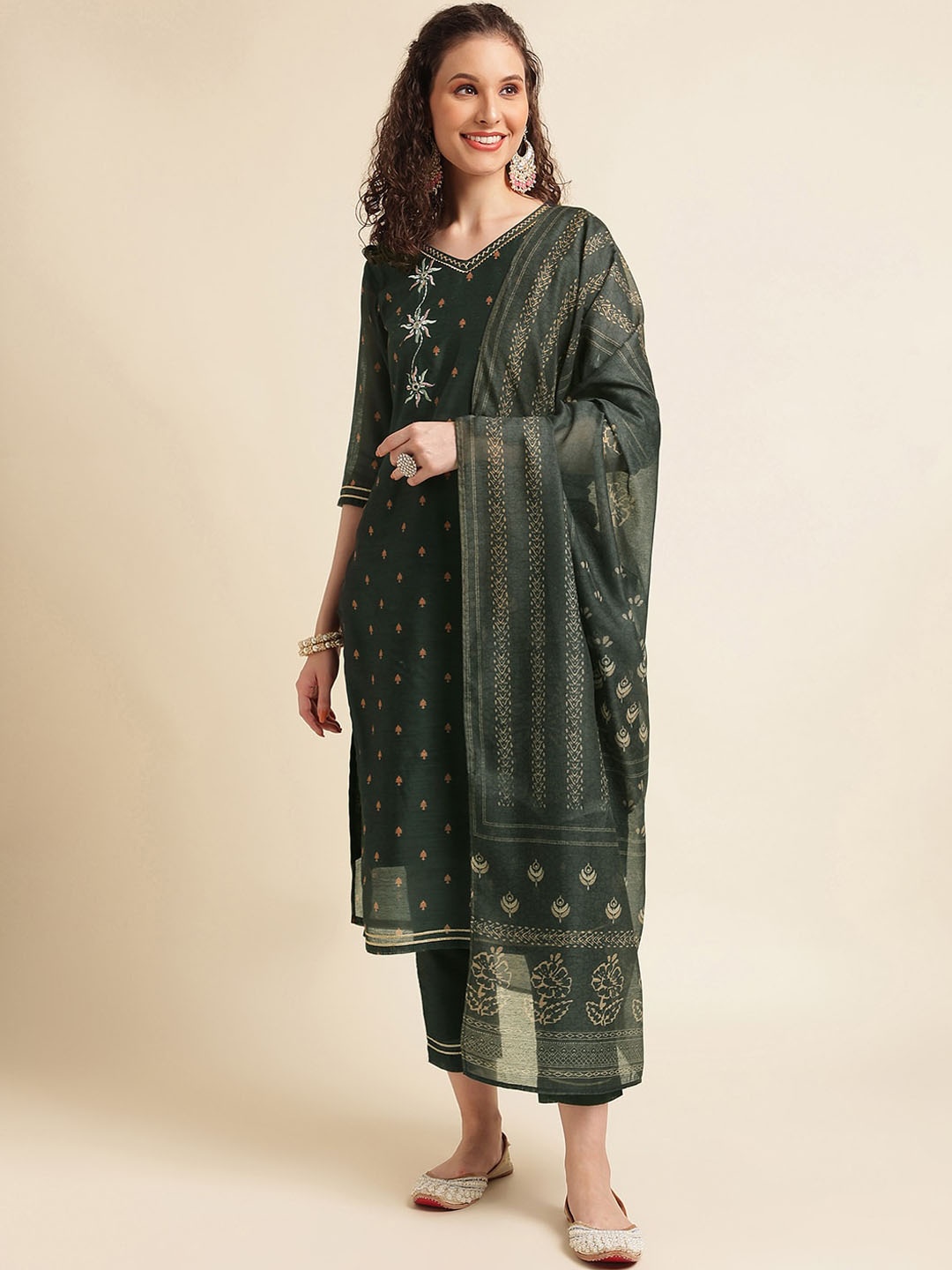 

NAINVISH Ethnic Motifs Printed V-Neck Thread Work Cotton Silk Kurta With Trouser & Dupatta, Green