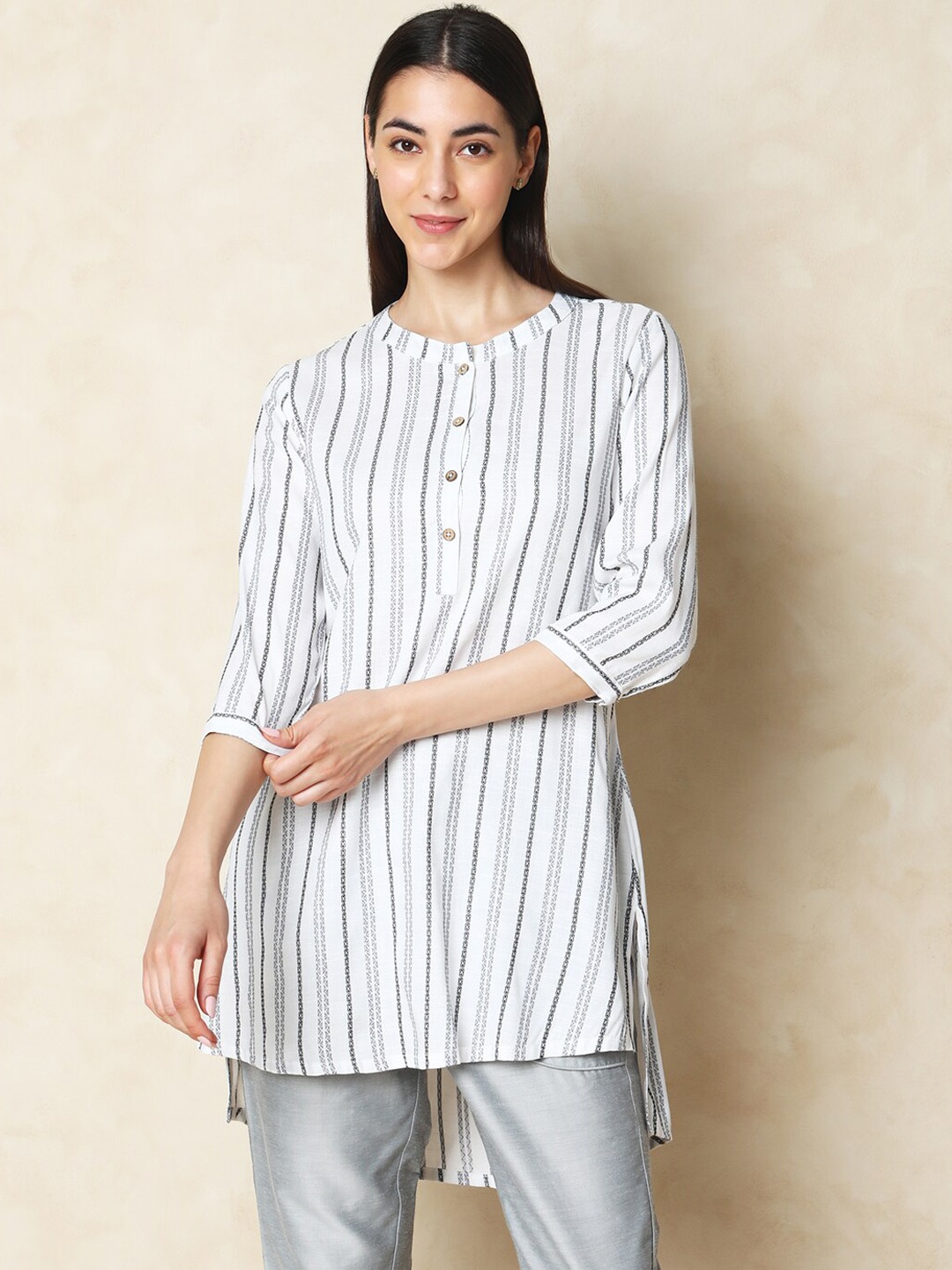 

Indifusion Striped Mandarin Collar Cotton Kurti, White