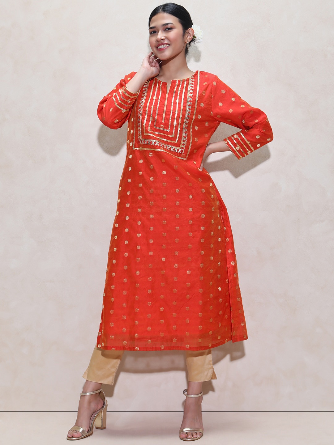 

Indifusion Geometric Printed Gotta Patti Chanderi Silk Straight Kurta, Red