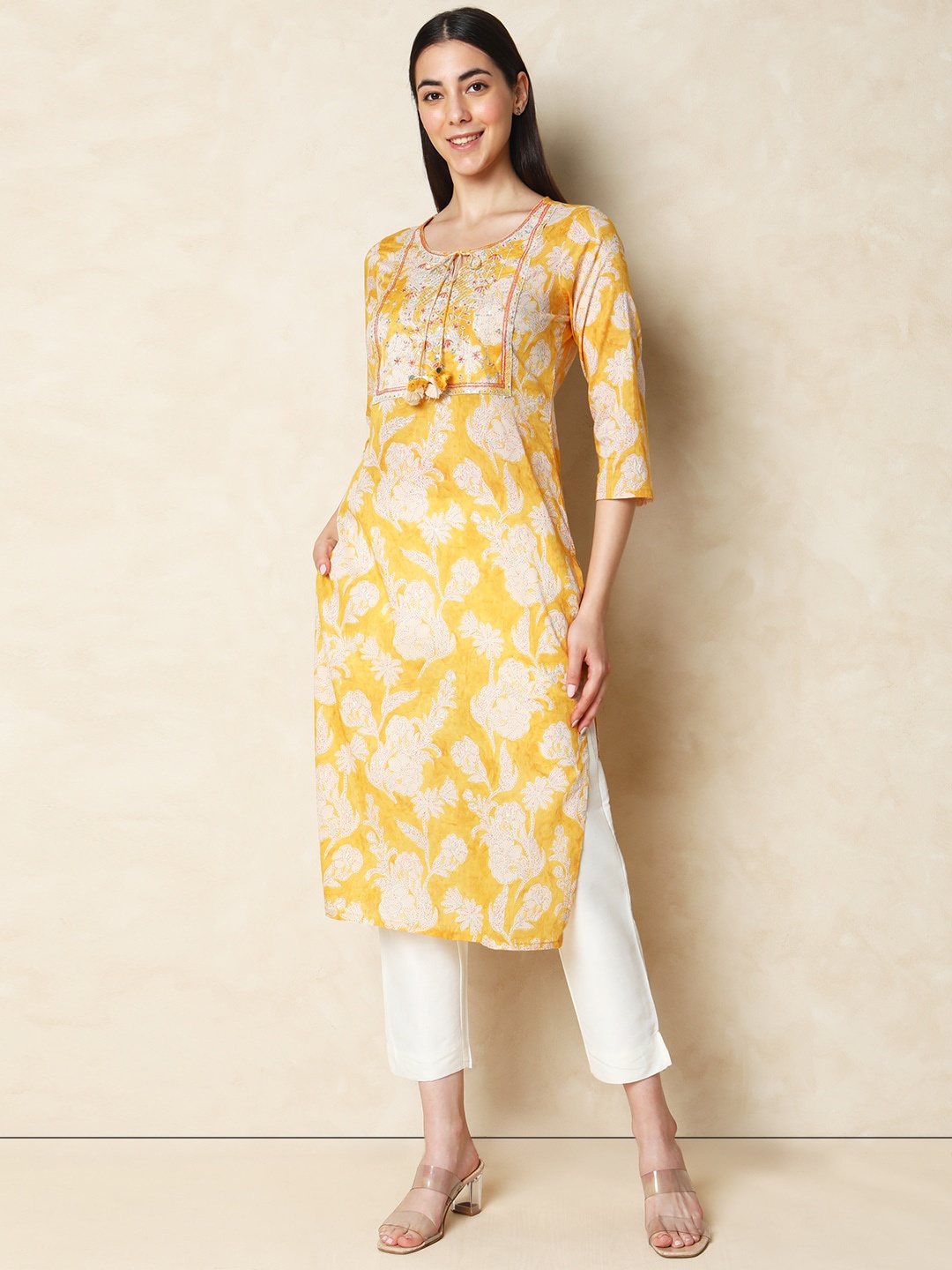 

Indifusion Floral Printed Tie Up Neck Sequinned Cotton Straight Kurta, Yellow