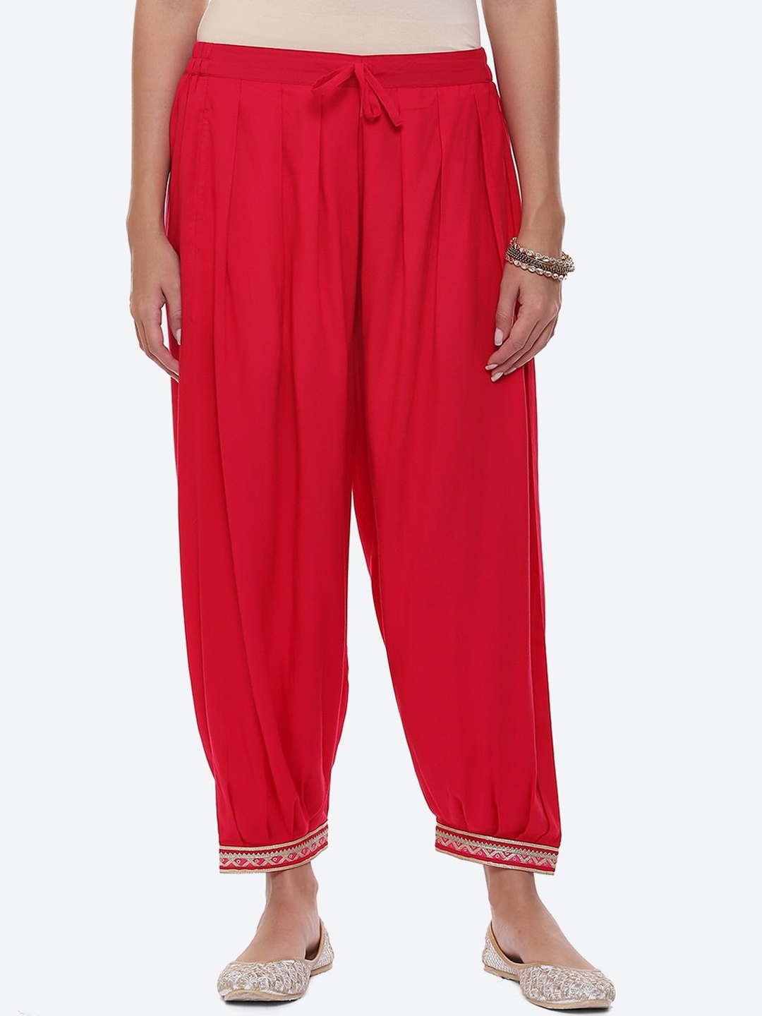 

2Bme Women Mid Rise Straight Fit Pleated Patiala, Fuchsia