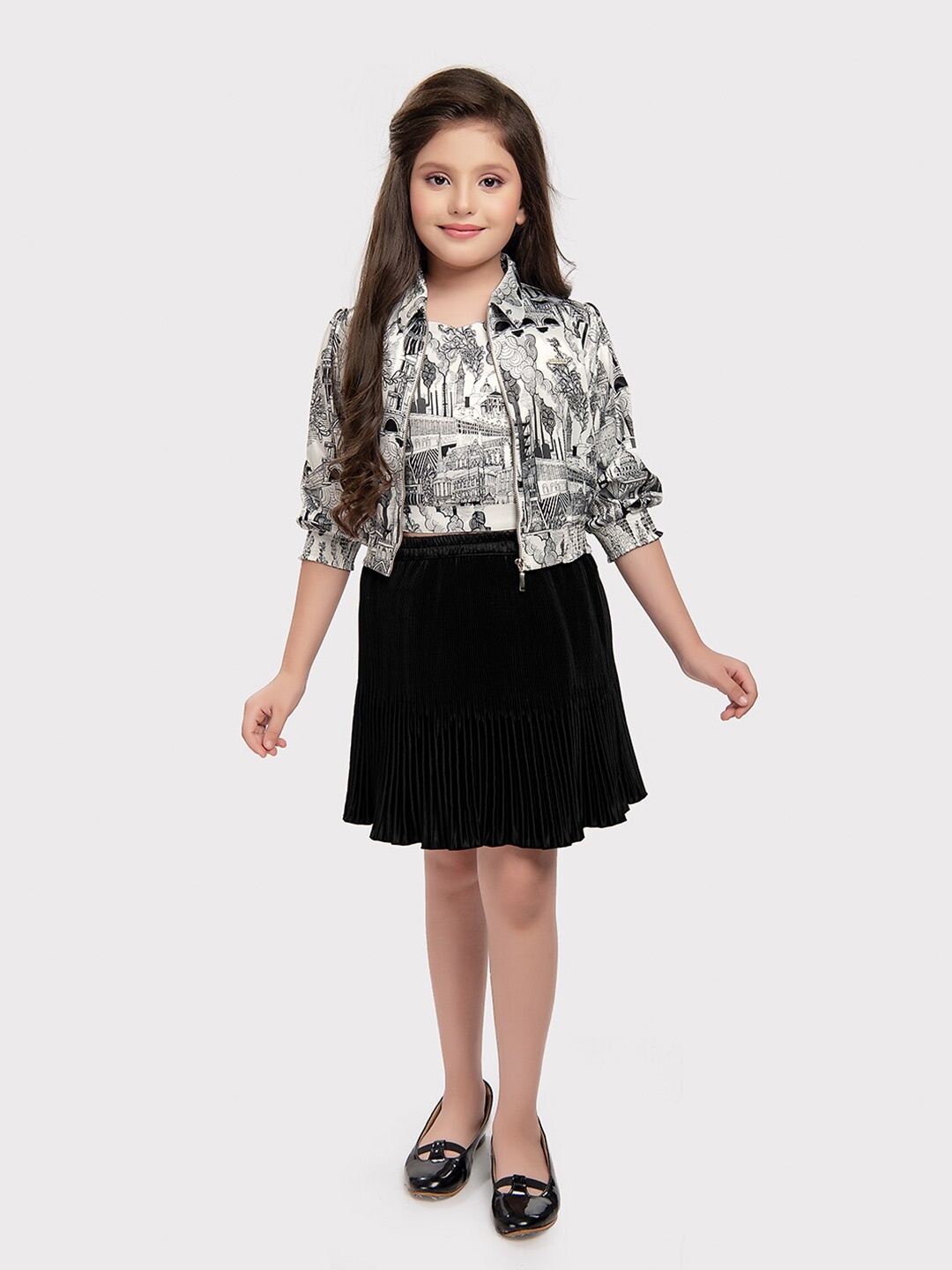 

Tiny Baby Girls Printed Shoulder Straps Top With Skirt & Jacket, Black