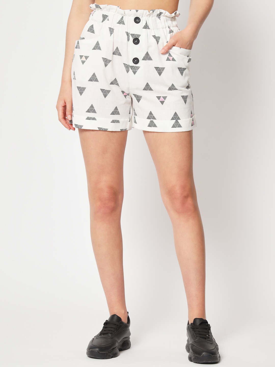 

Zastraa Women Geometric Printed Slim Fit High-Rise Cotton Shorts, White
