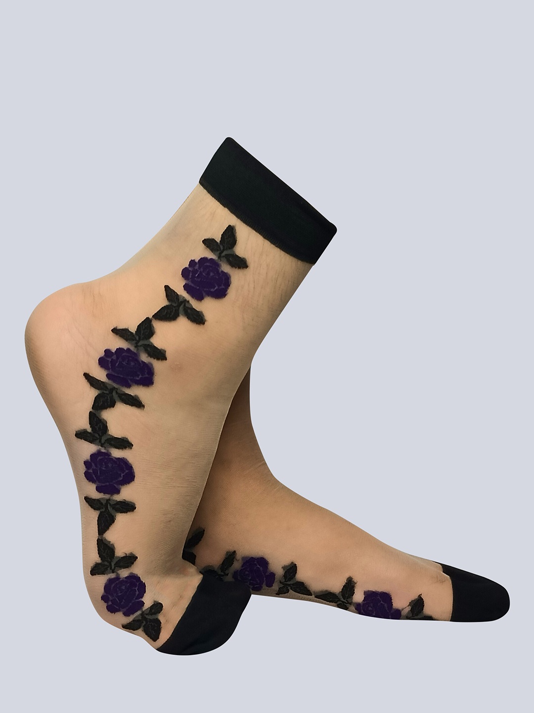 

COLOR STYLE Women Patterned Above Ankle-Length Socks, Beige