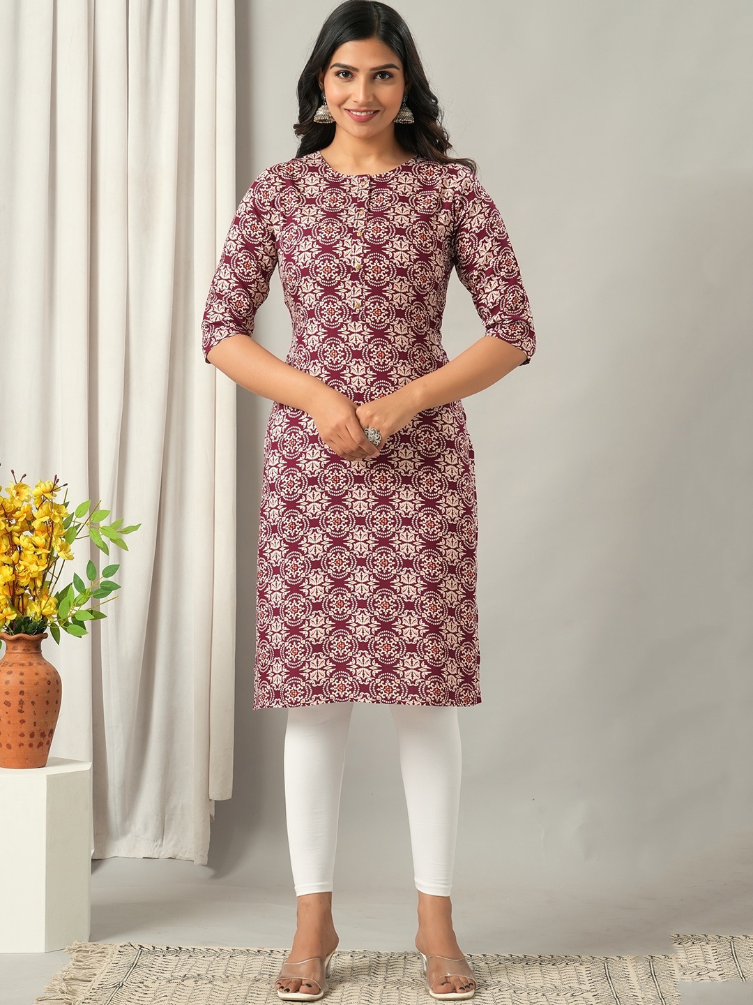 

HERE&NOW Floral Printed Sequinned Floral Liva Kurta, Maroon