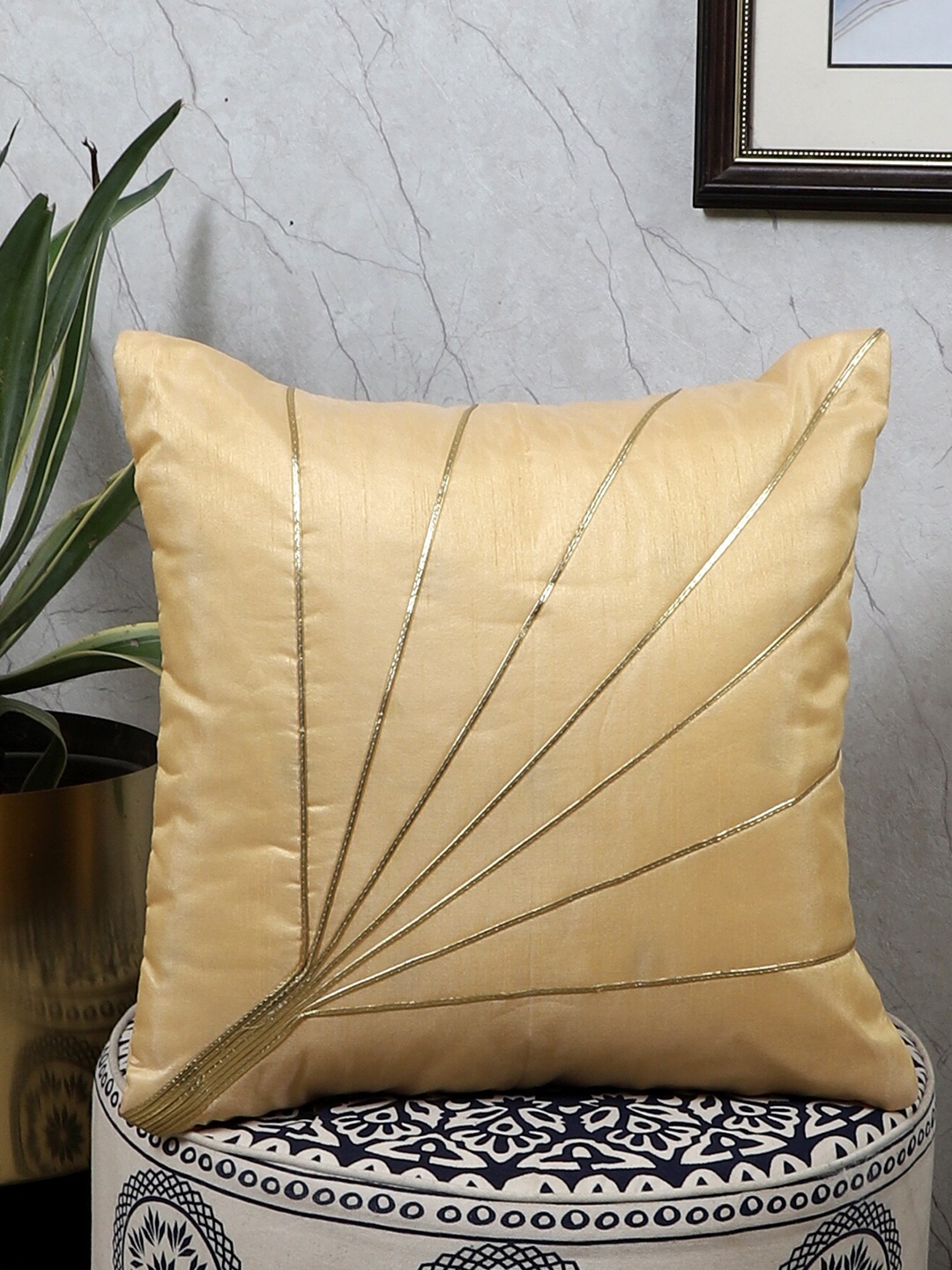 

MFD HOME FURNISHING Beige Embroidered Square Cushion Covers