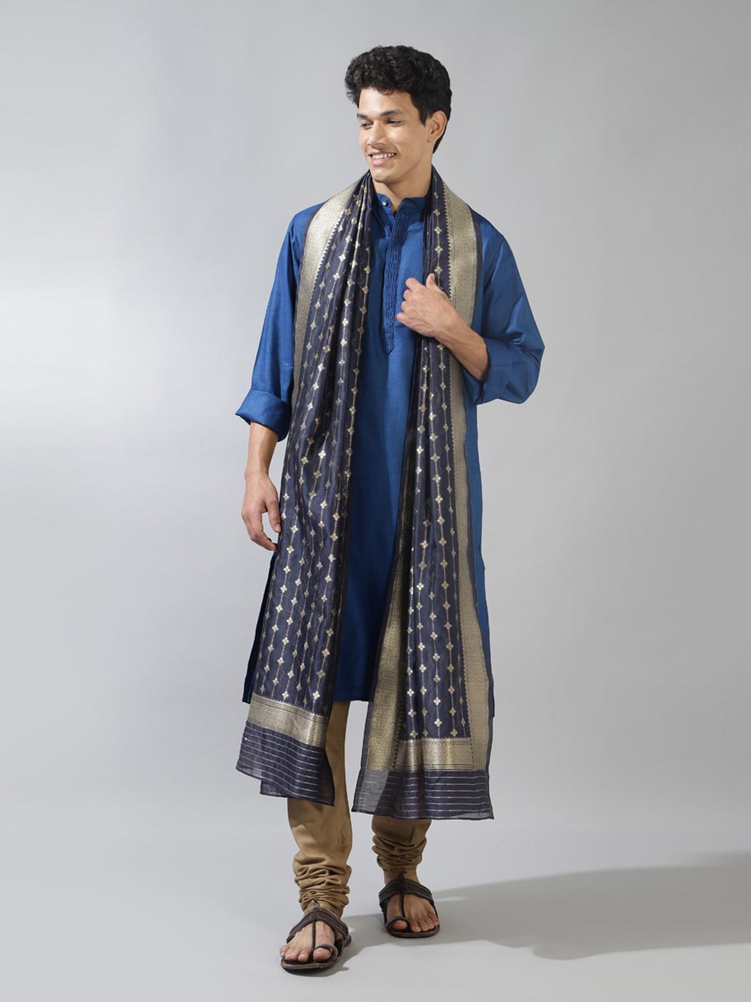 

Fabindia Men Geometric Woven Design Cotton Silk Stole, Blue