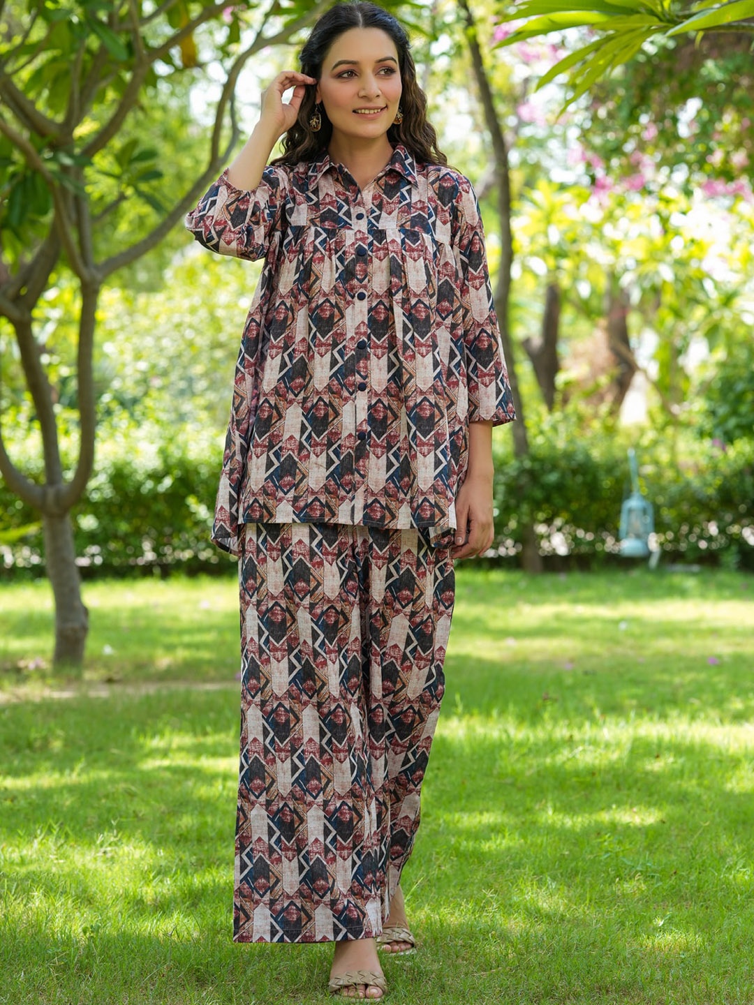 

Yufta Beige & Navy Blue Printed Pure Cotton Shirt Collar Shirt With Trousers