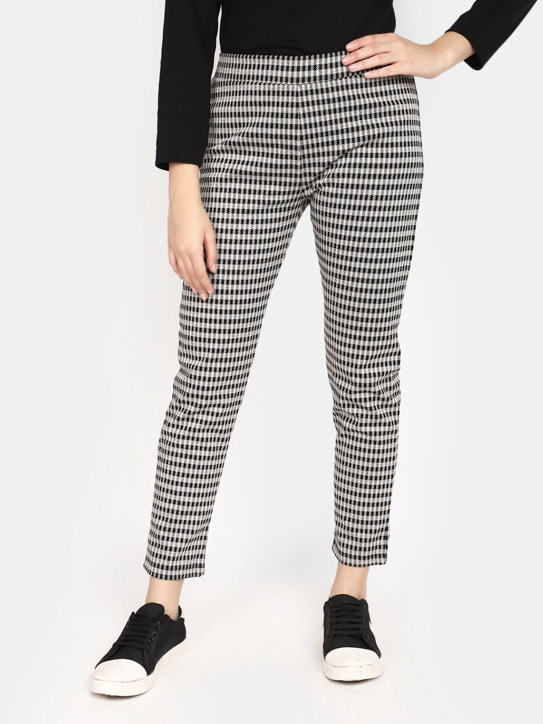 

V-Mart Women Checked Cotton Jeggings, Black