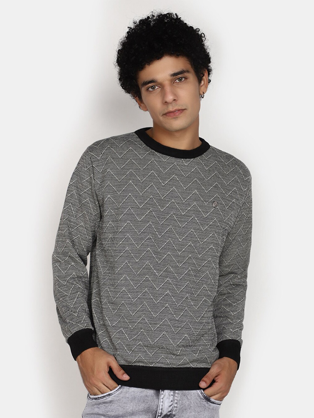 

V-Mart Chevron Printed Round Neck Cotton Pullover, Grey