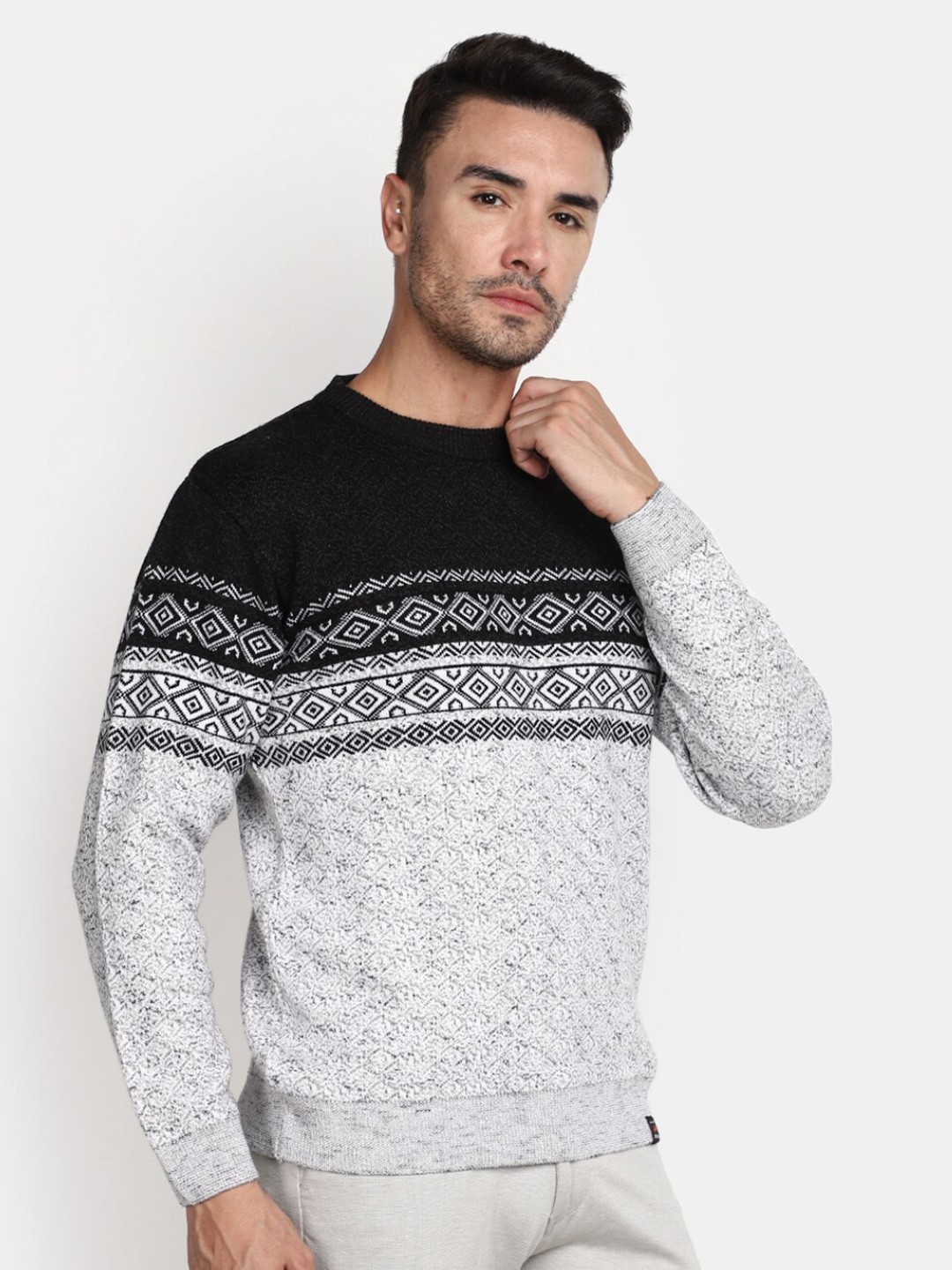 

V-Mart Self Design Round Neck Cotton Pullover, Grey