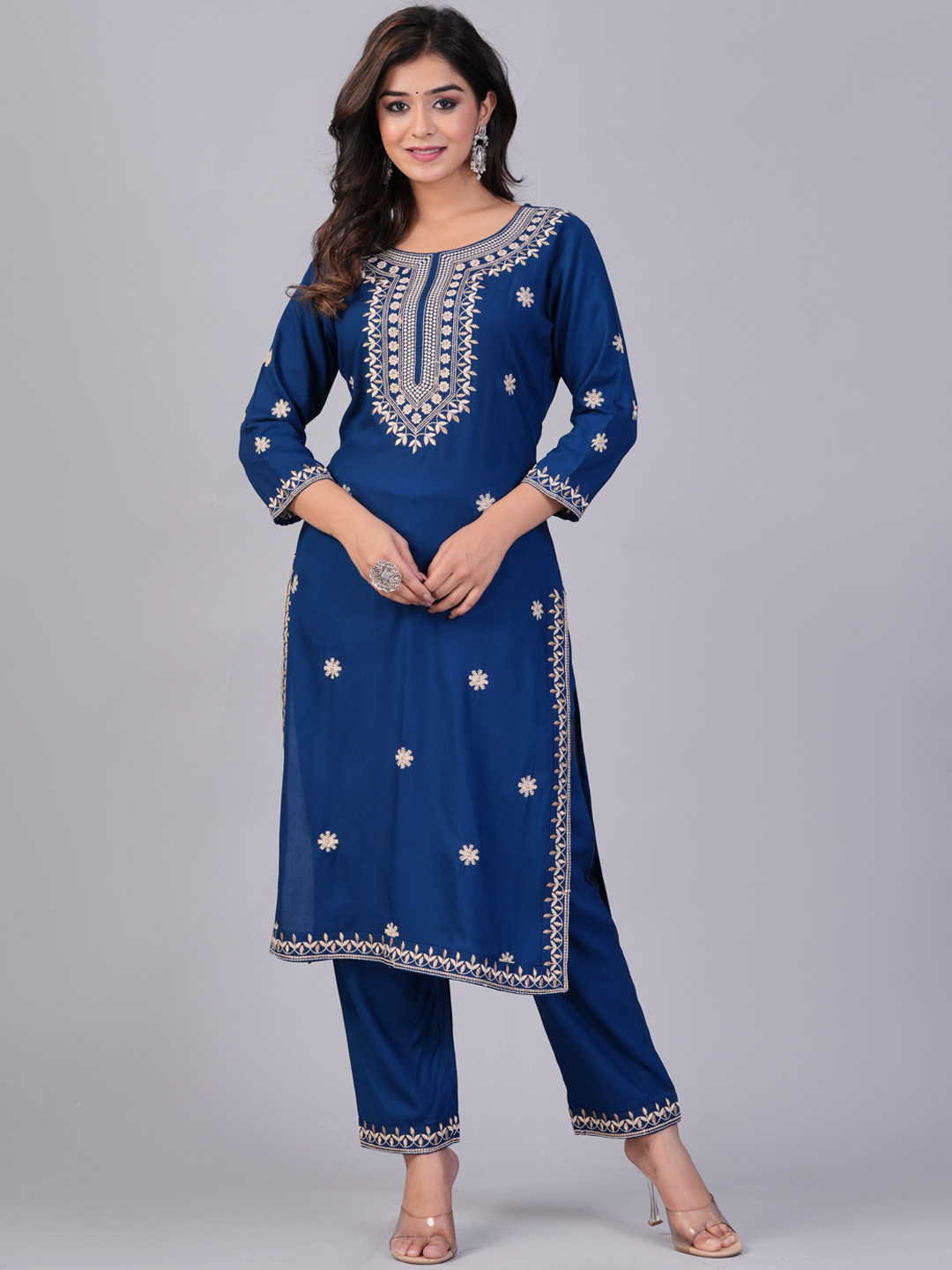 

DORIYA Ethnic Motifs Embroidered Regular Thread Work Kurta with Palazzos, Blue