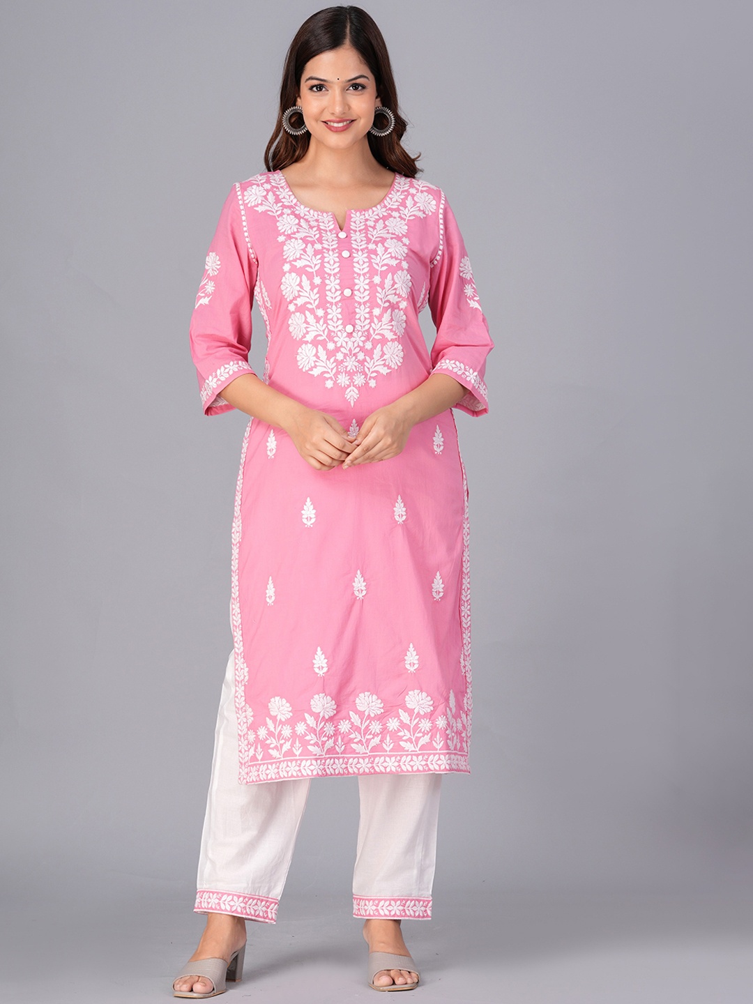 

DORIYA Floral Embroidered Regular Thread Work Kurta With Palazzos, Pink