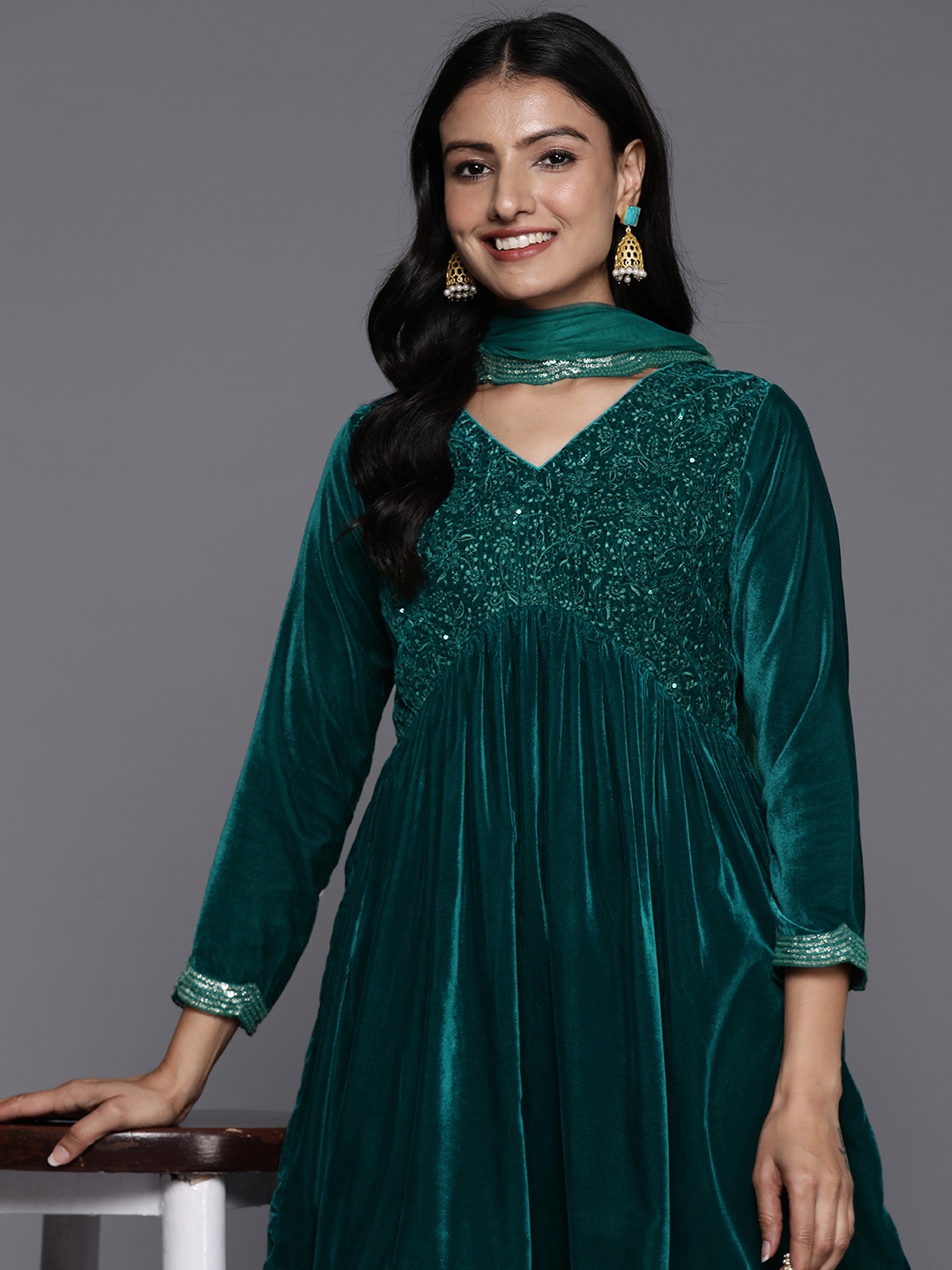 

Libas Women Floral Embroidered Pleated Sequinned Velvet Kurti with Sharara & Dupatta, Teal