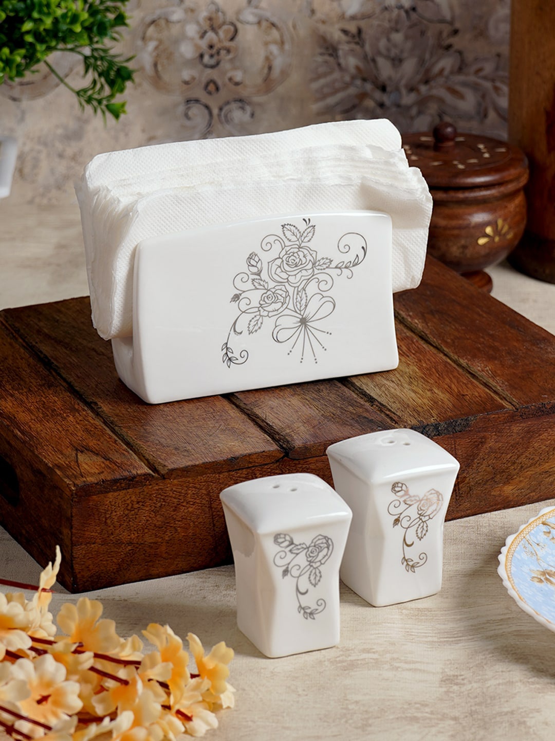 

ceradeco White 3 Pieces Printed Tissue Holder & Salt Pepper Set