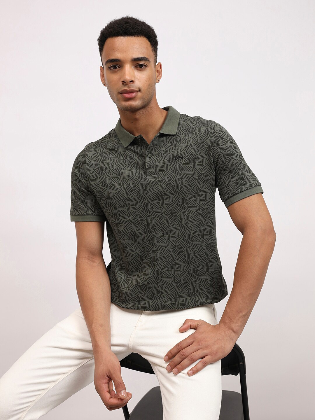 

Lee Geometric Printed Polo Collar Slim Fit Pure Cotton T-Shirt, Green