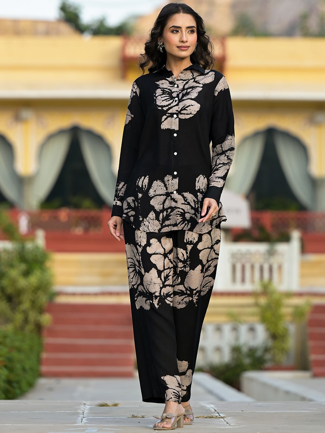 

Divena Floral Hand Painted Muslin Shirt With Trousers, Black