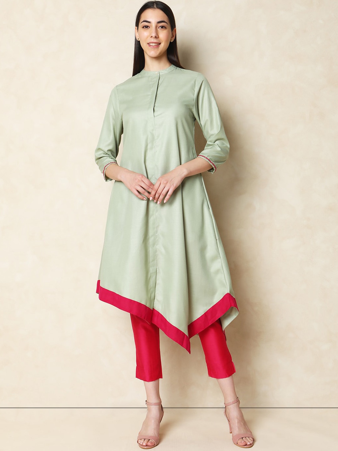 

Indifusion Asymmetric Band Collar Flared Kurta, Green