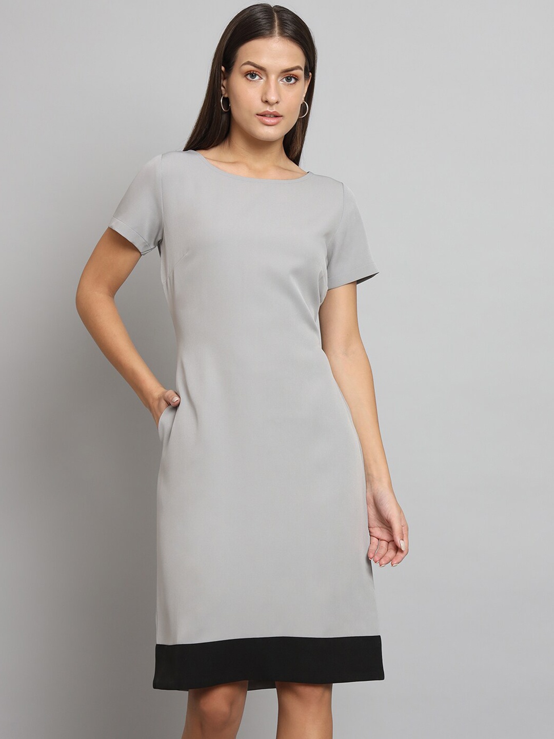 

PowerSutra Colourblocked Round Neck Short Sleeves Sheath Dress, Grey