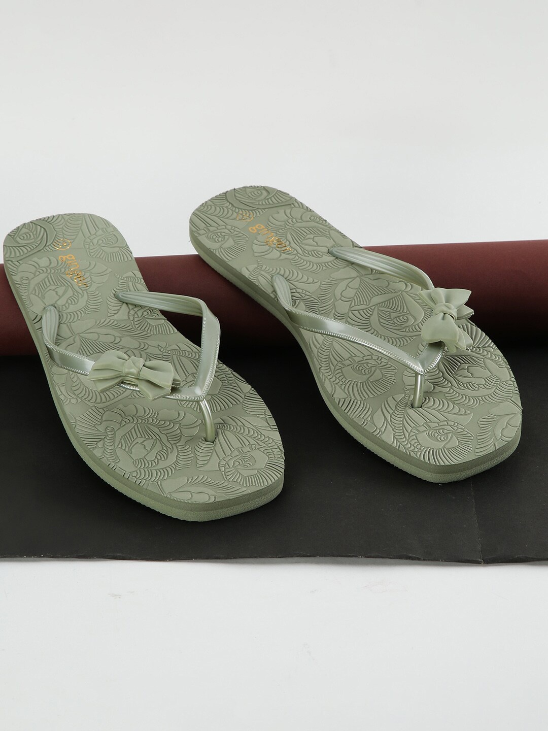 

Ginger by Lifestyle Women Green Thong Flip-Flops