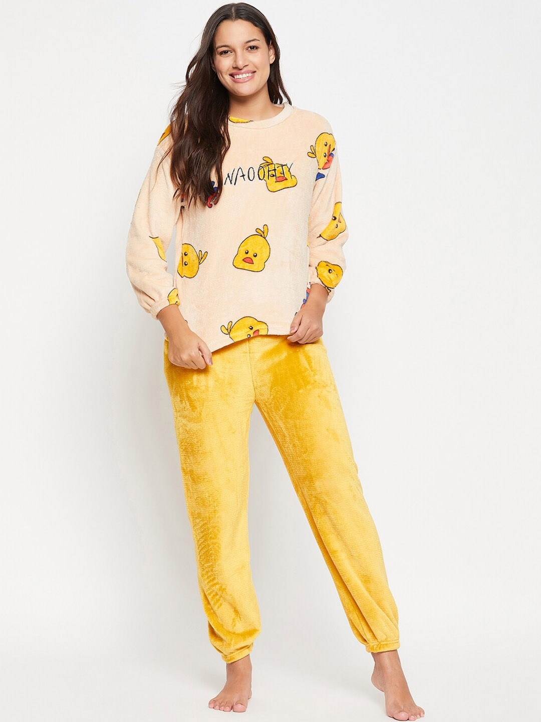 

Camey Graphic Printed Round Neck Long Sleeve T-shirt With Pyjamas, Beige