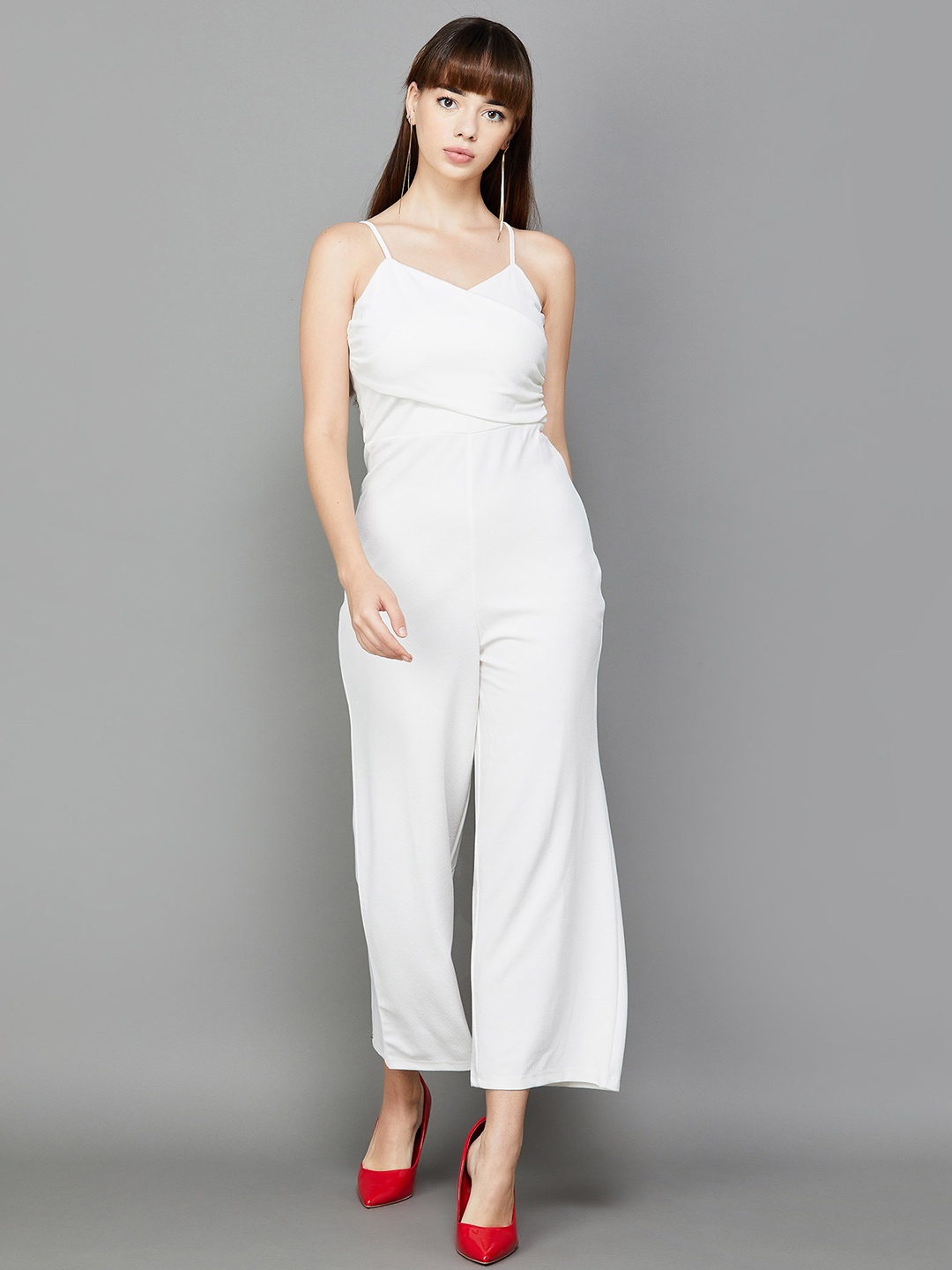 

Ginger by Lifestyle Shoulder Straps Basic Jumpsuit, White