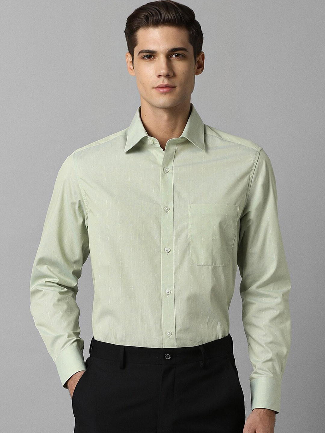 

Louis Philippe Classic Spread Collar Long Sleeves Cotton Formal Shirt, Green