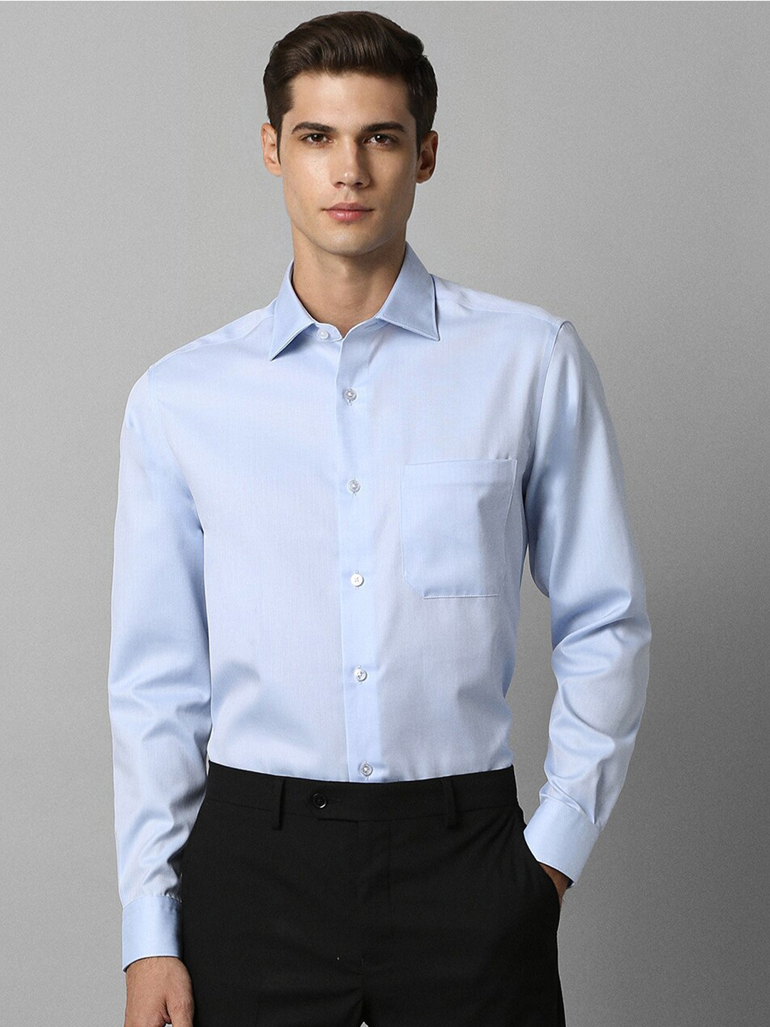 

Louis Philippe Classic Fit Pure Cotton Formal Shirt, Blue