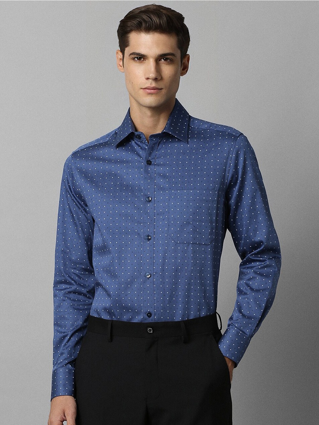 

Louis Philippe Geometric Printed Classic Pure Cotton Formal Shirt, Blue