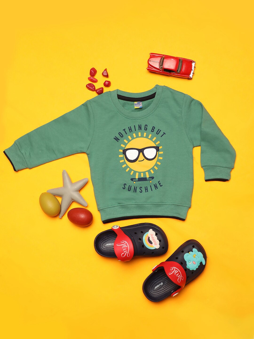

V-Mart Infants Graphic Printed Acrylic Pullover, Green