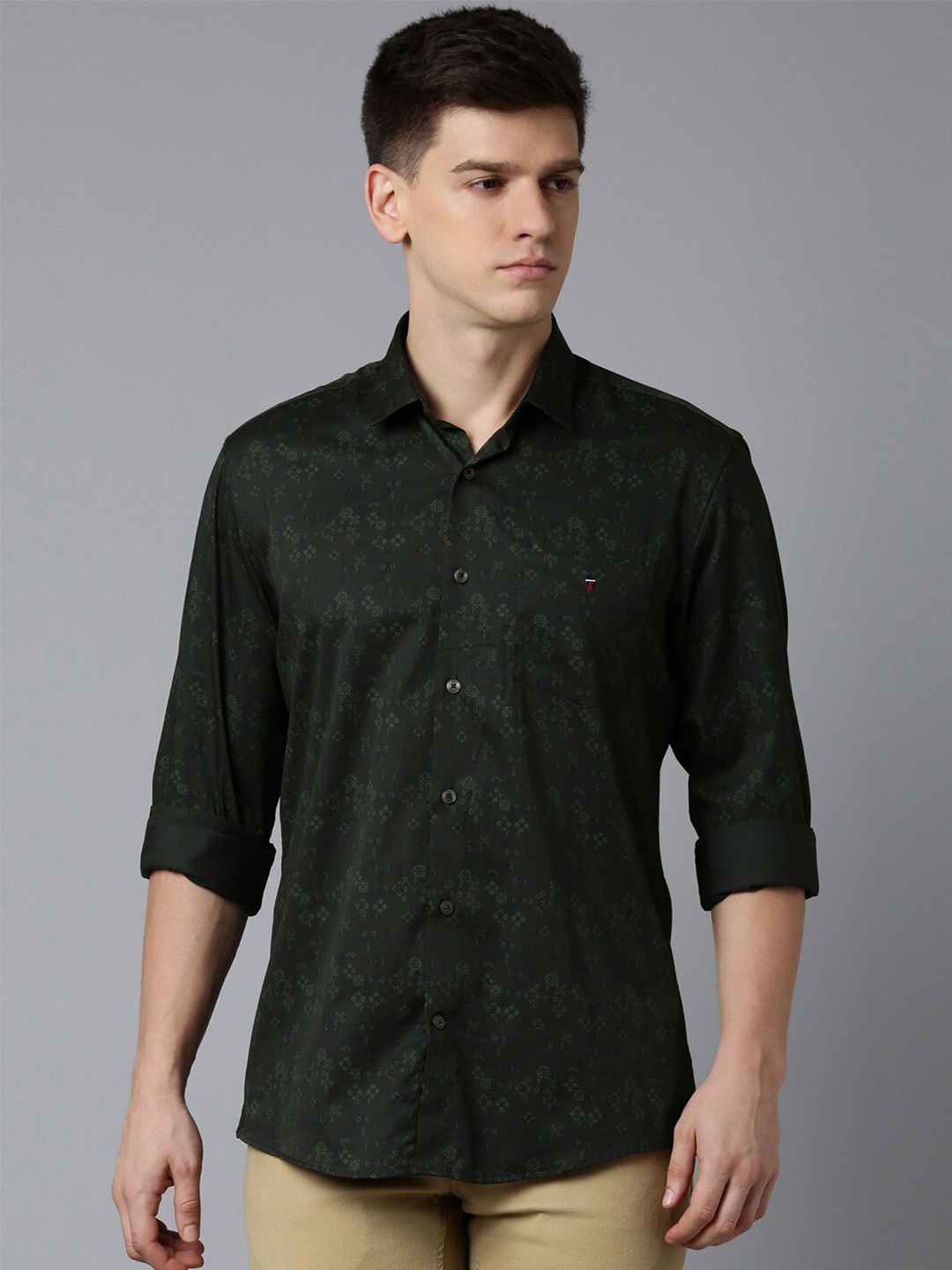 

Louis Philippe Sport Slim Fit Floral Opaque Printed Pure Cotton Casual Shirt, Green