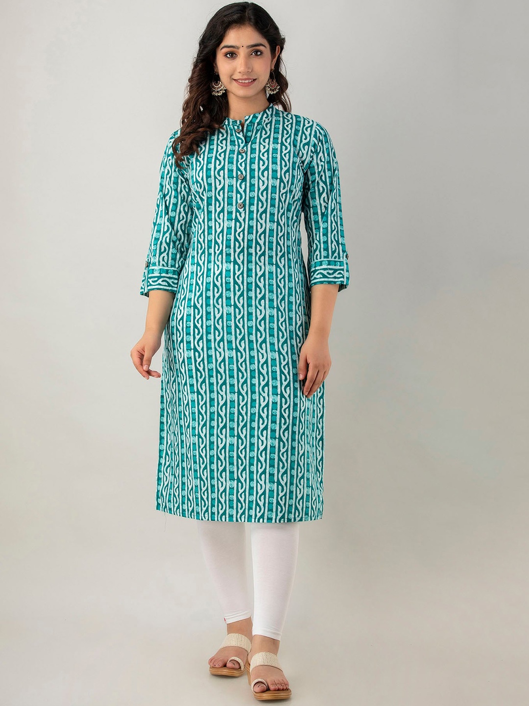 

Henal Ethnic Motifs Printed Mandarin Collar Cotton Kurta, Green
