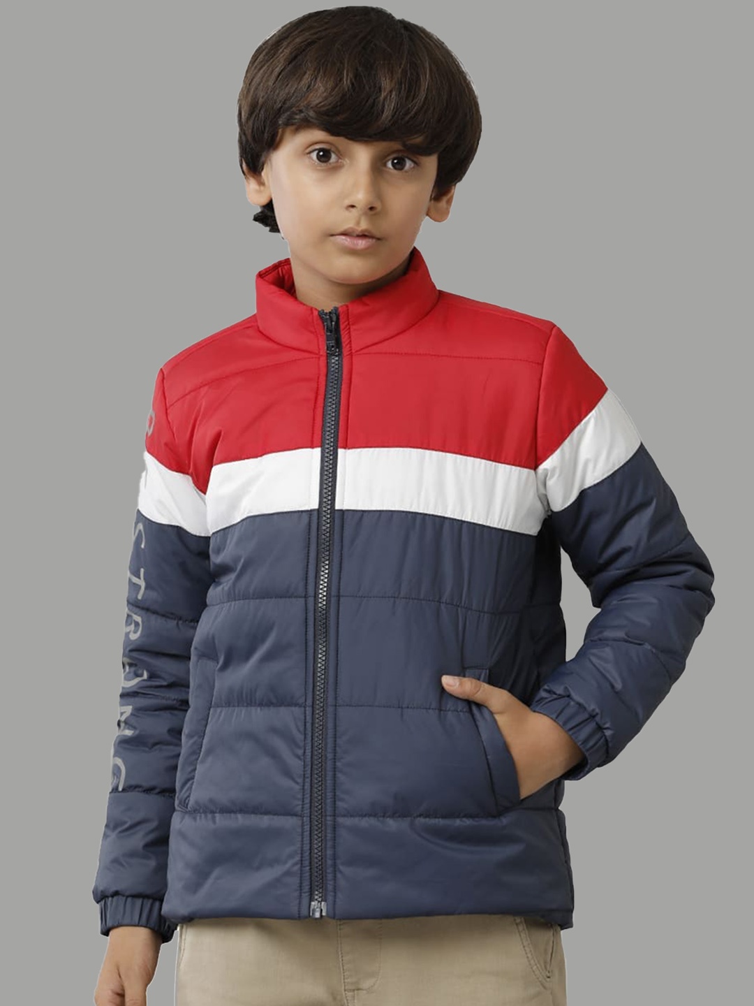 

UNDER FOURTEEN ONLY Boys Colourblocked Mock Collar Padded Jacket, Navy blue