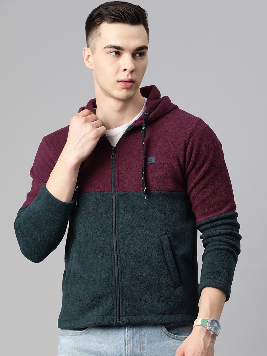 

Pierre Carlo Men Colourblocked Hooded Sweatshirt, Burgundy