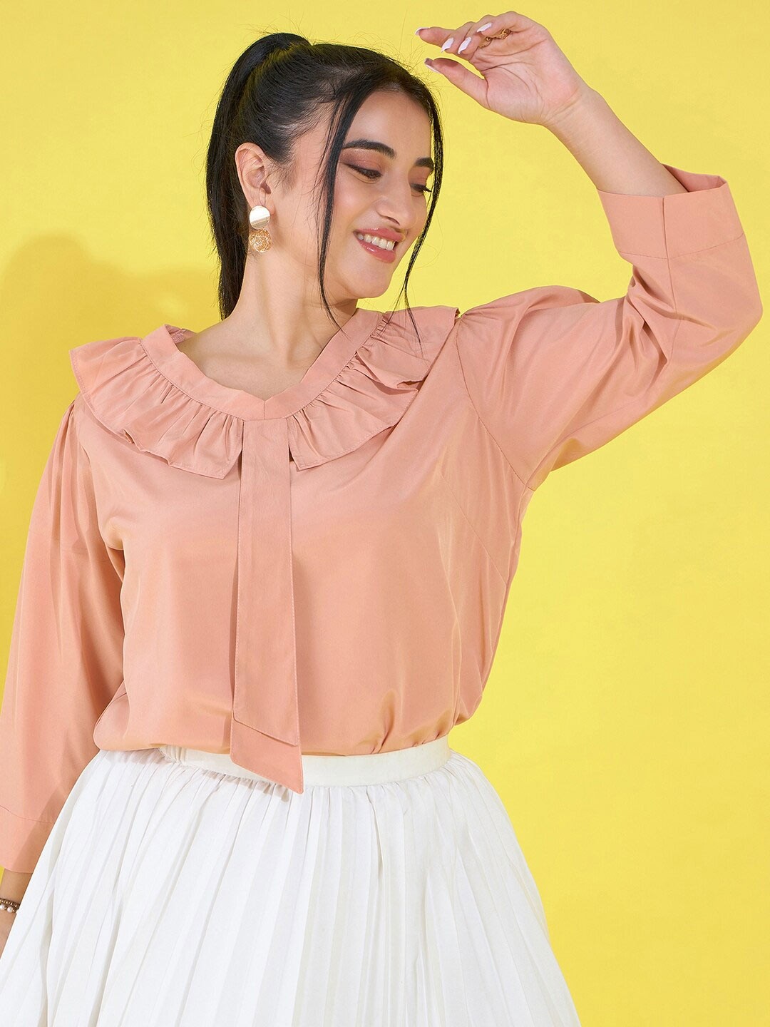 

AUSTIVO Ruffles Detailed V-Neck Regular Top, Pink