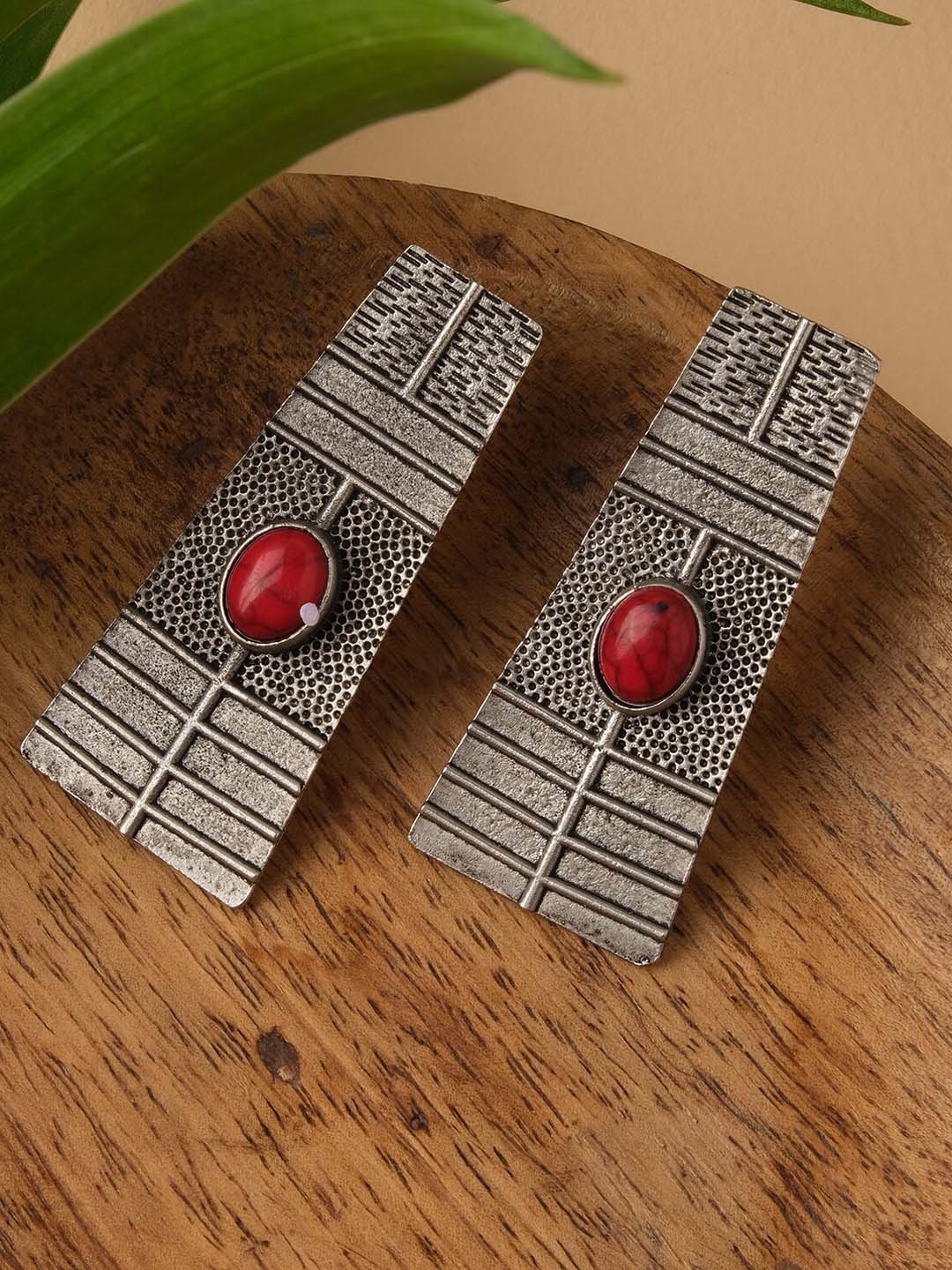 

XPNSV Silver Plated Oxidised Drop Earrings