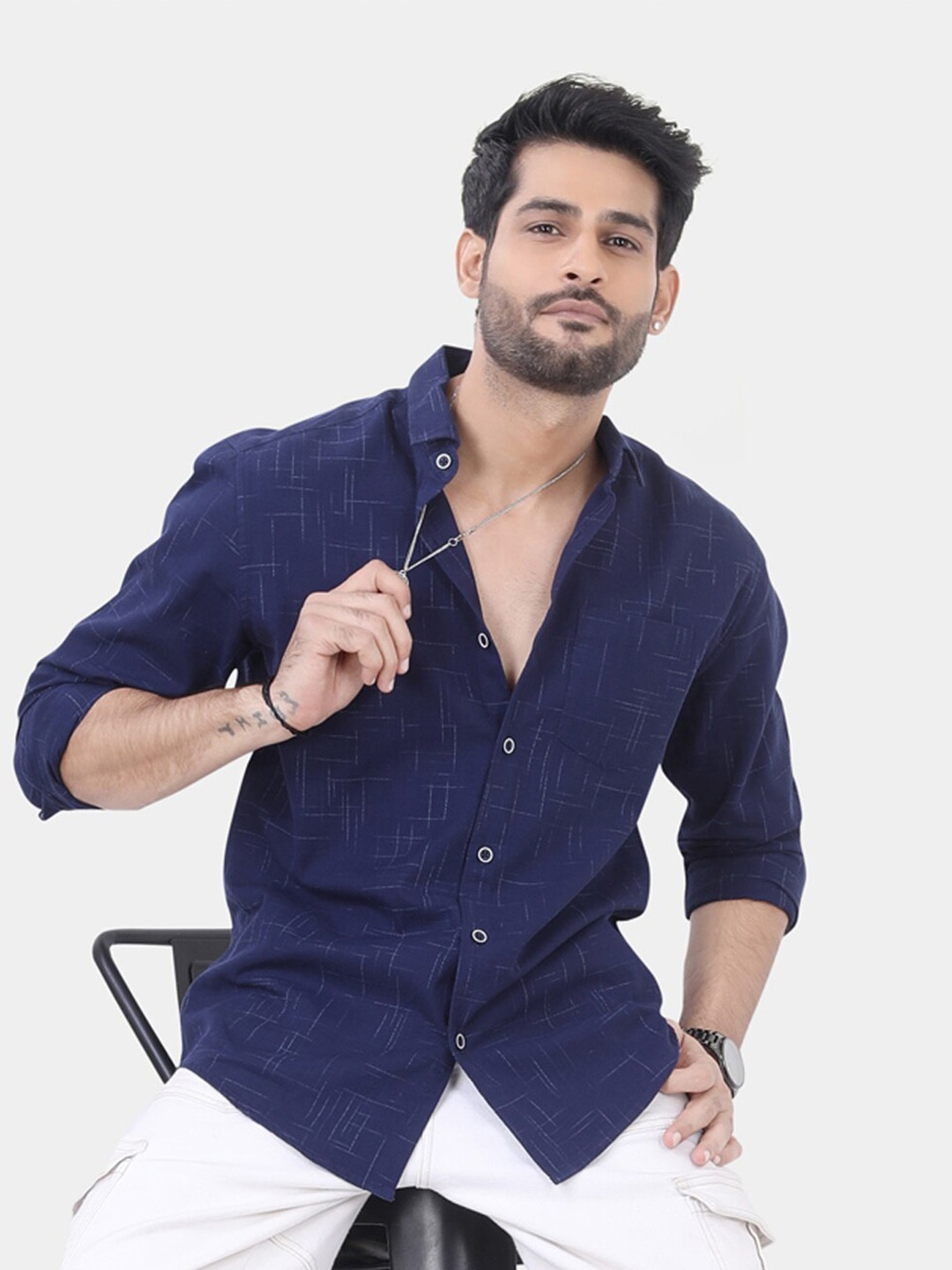 

VASTRADO Checked Cotton Casual Shirt, Navy blue