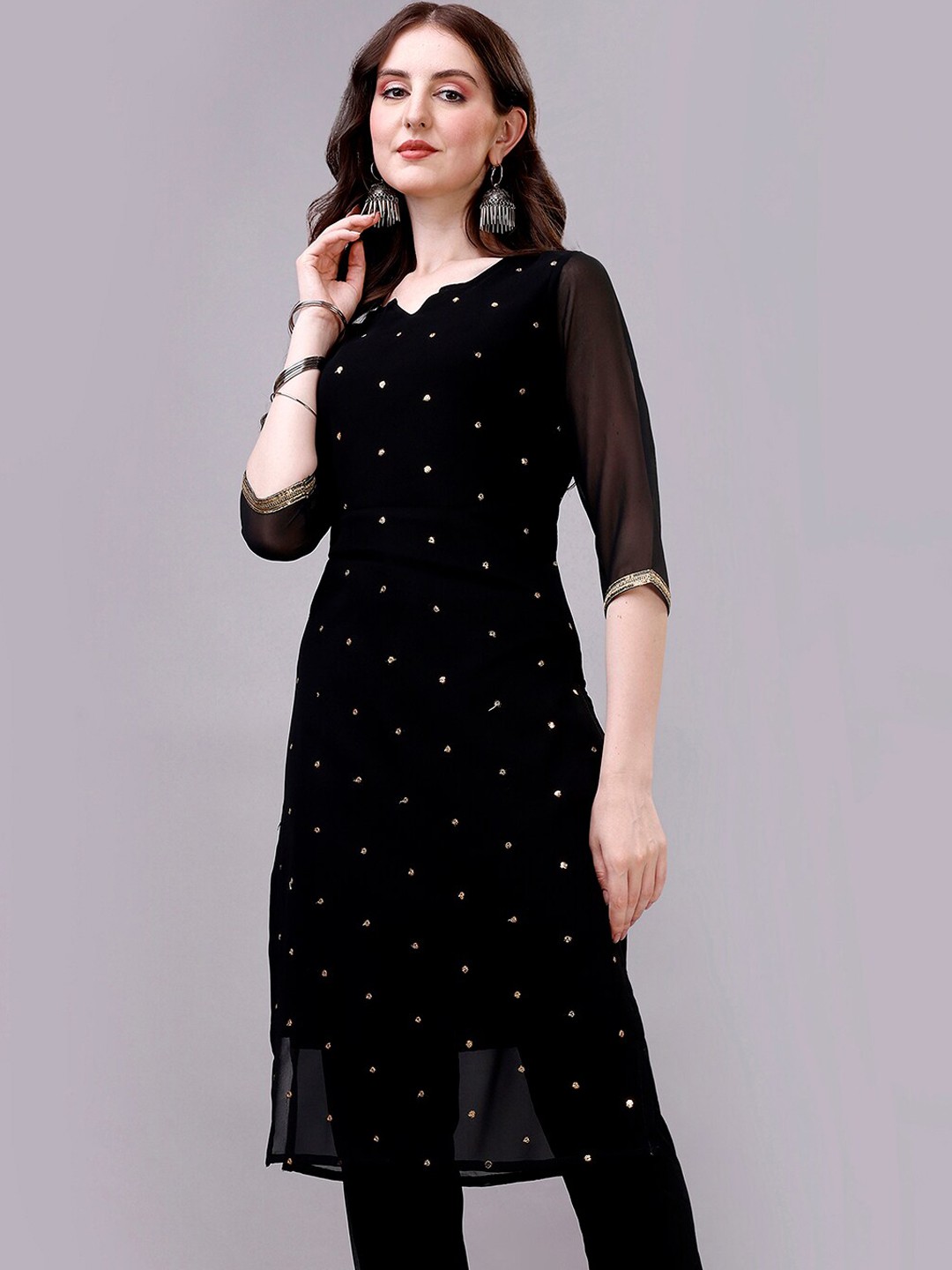 

GORGONE Embellished Sequinned V-Neck Pure Georgette Kurta, Black