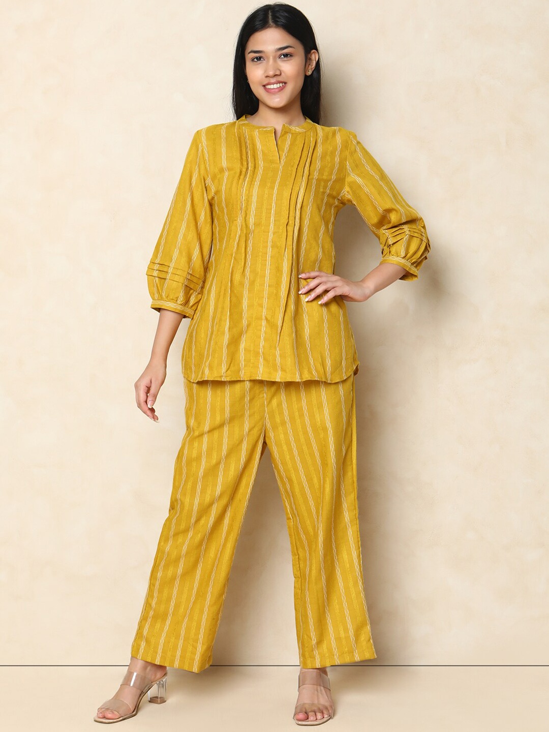 

Indifusion Striped Kurti With Trousers, Yellow