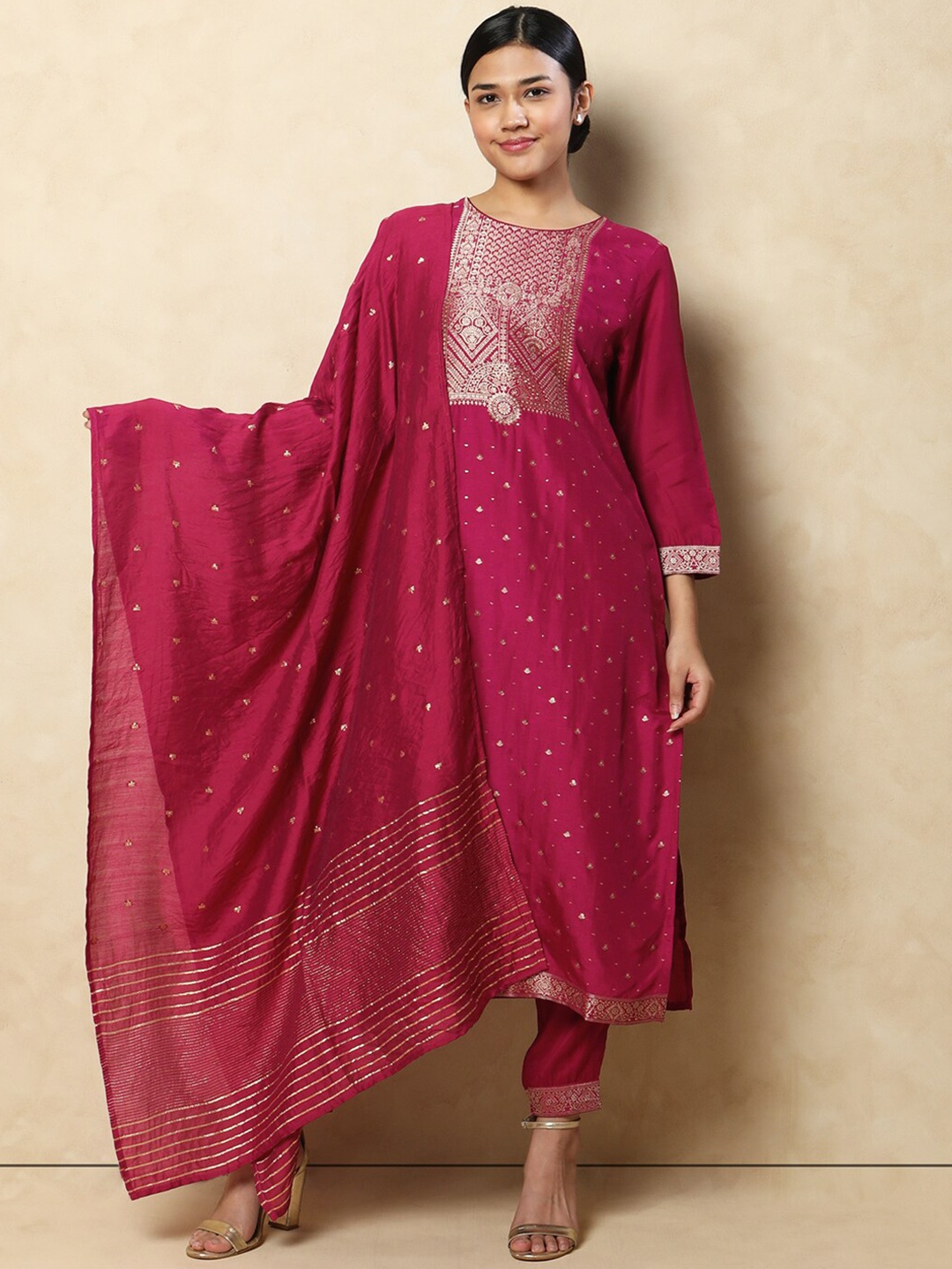 

Indifusion Ethnic Motifs Printed Kurta With Trousers & Dupatta, Pink