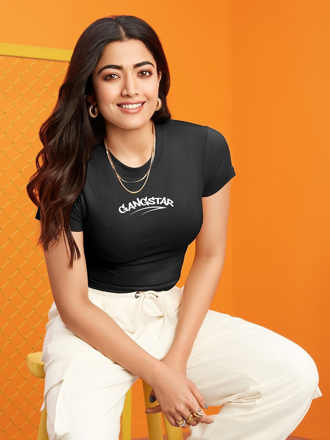 

Bewakoof Typography Printed Fitted Cotton Crop Top, Black