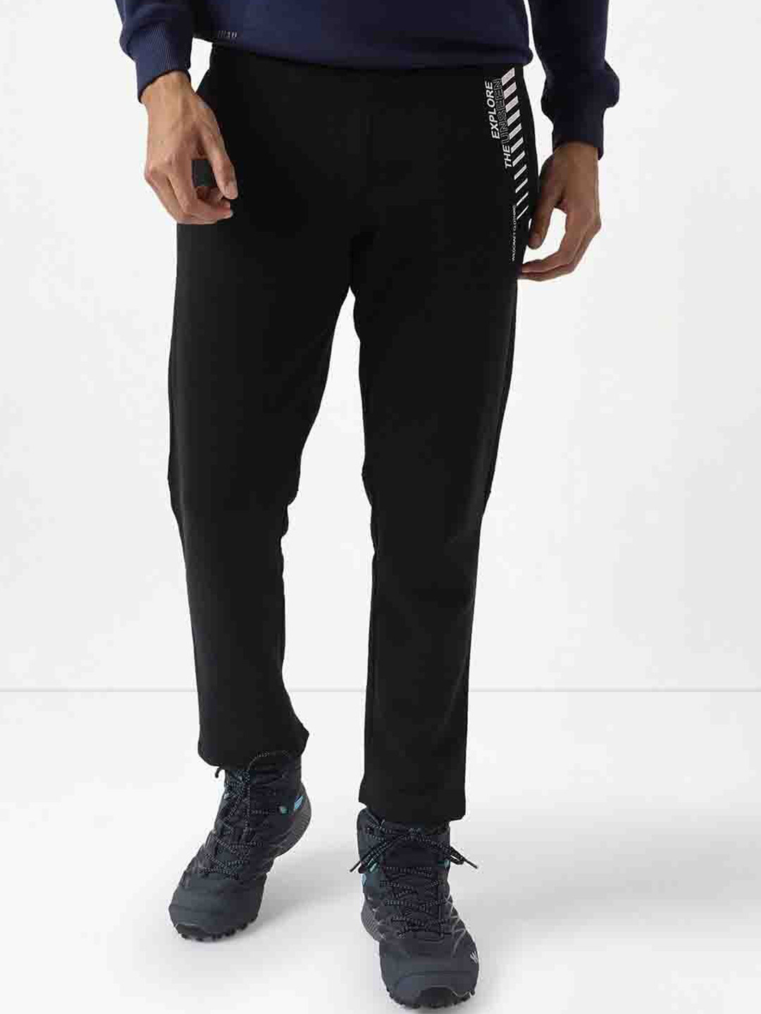 

Wildcraft Men Cotton Anti Odour Track Pants, Black