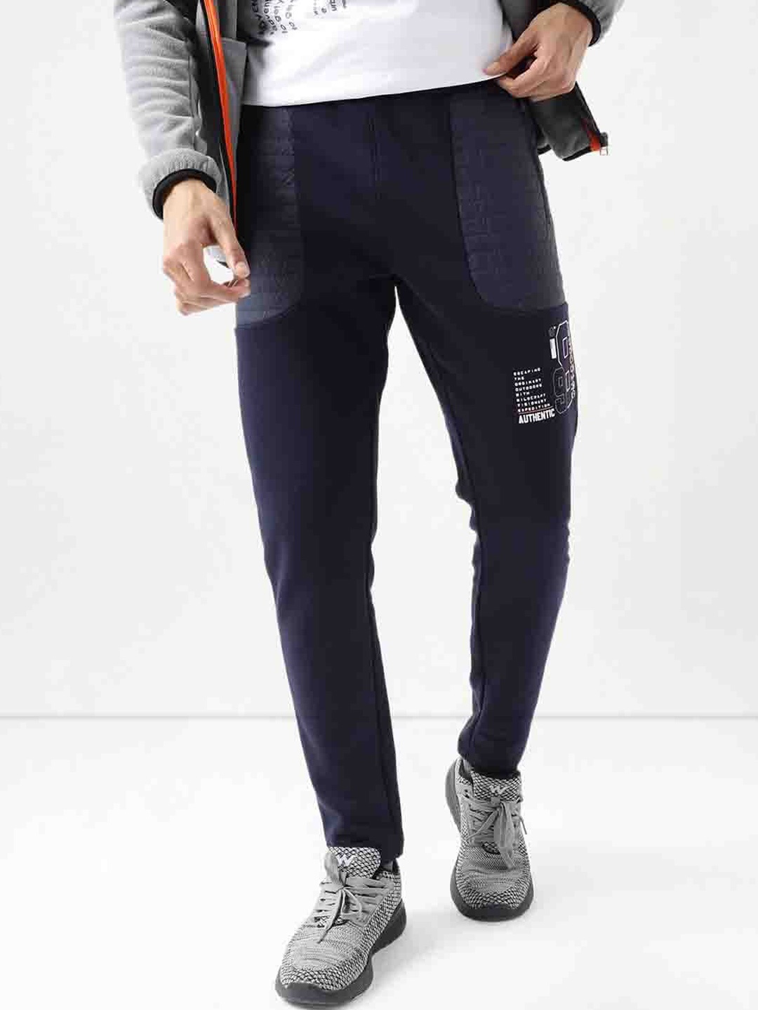 

Wildcraft Men Anti Odour Track Pants With Side Woven Quilting Detail, Navy blue