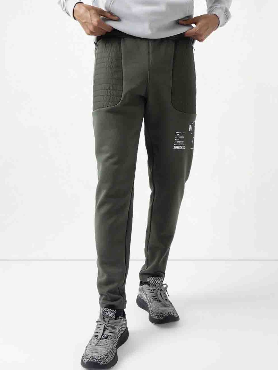 

Wildcraft Men Printed With Side Woven Quilting Cotton Track Pants, Olive