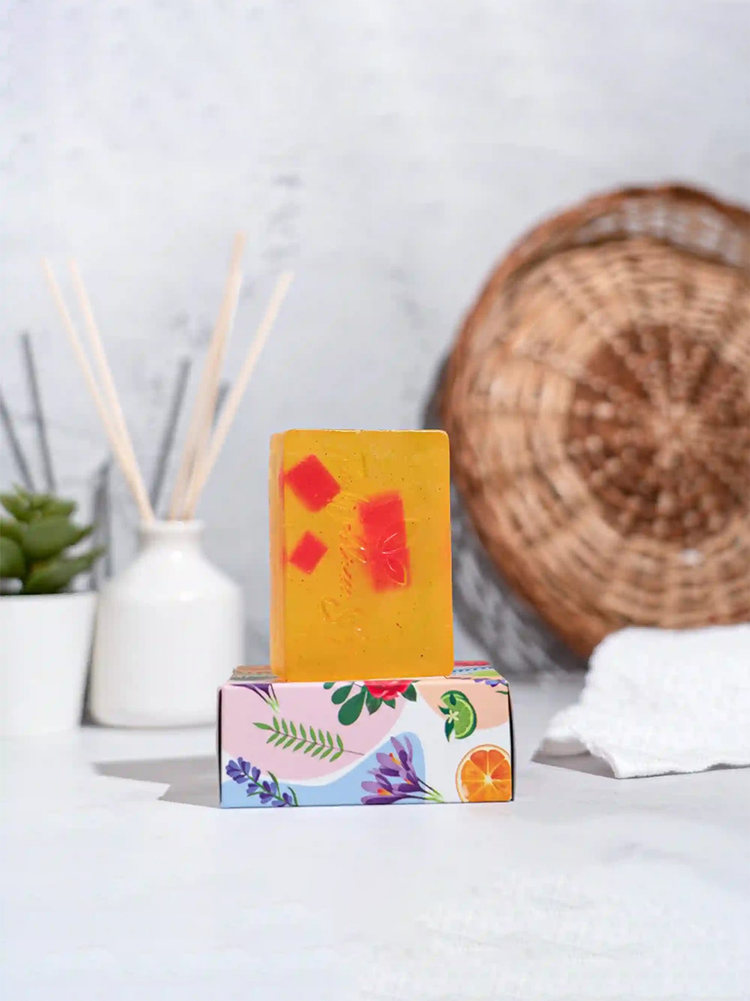 The Wellness Shop Handmade Premium Turmeric & Saffron Soap Bar - 100g, Maroon