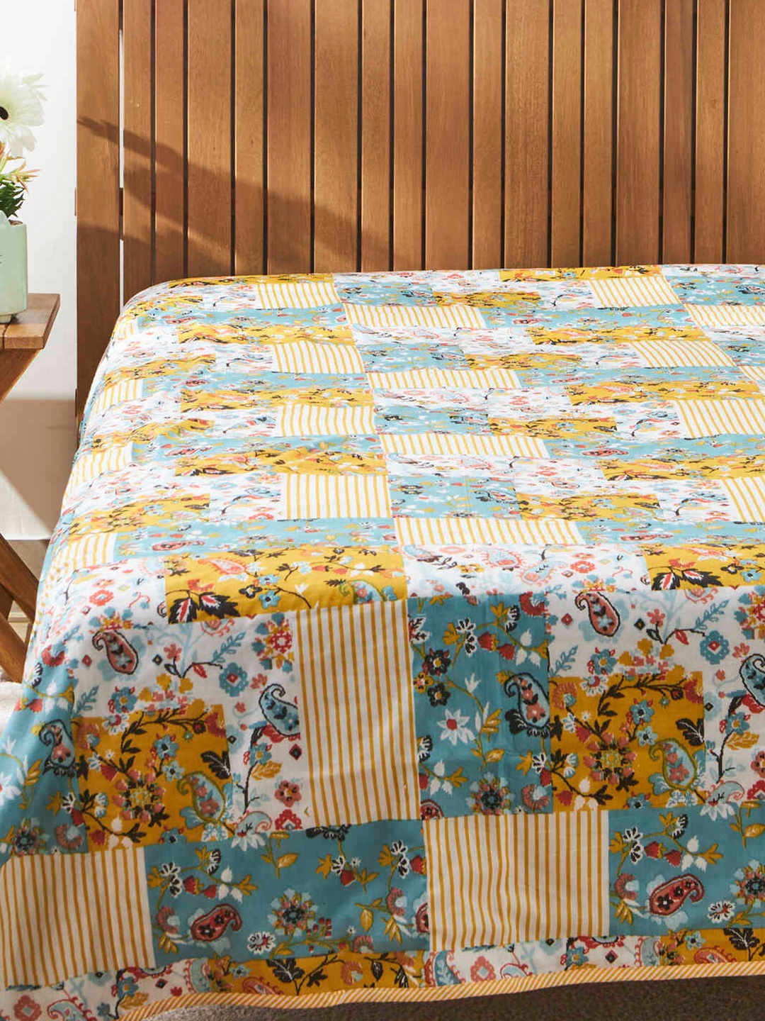 

Chumbak Pixel Paisley Yellow Floral Summer Cotton150 GSM Single Bed Dohar